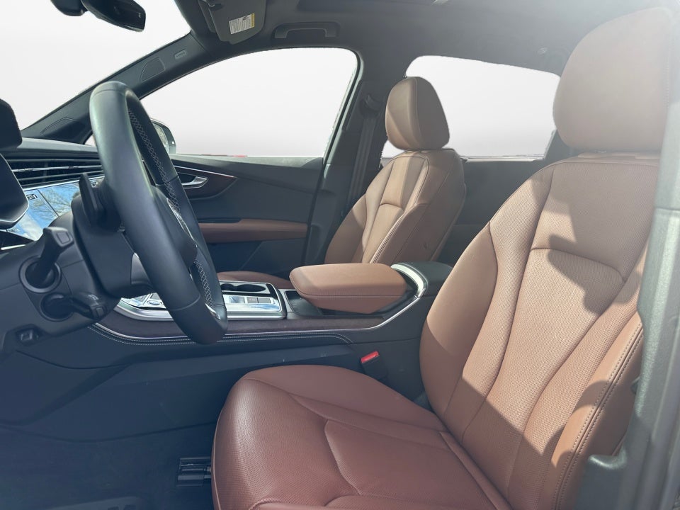 2025 Audi Q7 Premium Plus 55 TFSI quattro Tiptronic