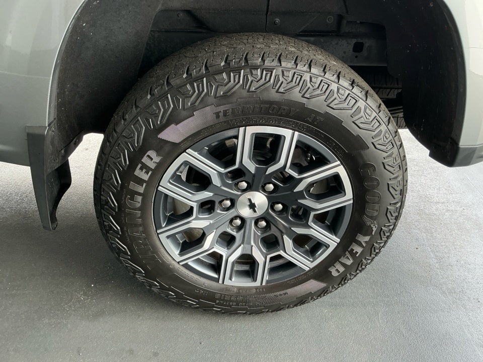 2023 Chevrolet Colorado 4WD Crew Cab Short Box Z71