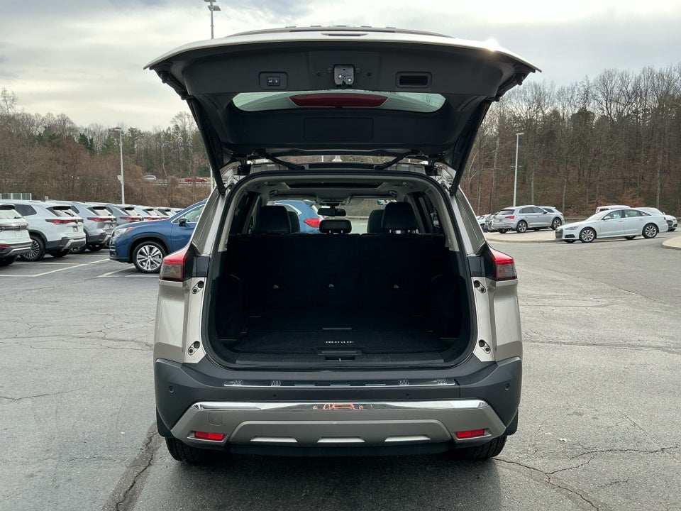 2021 Nissan Rogue Platinum FWD