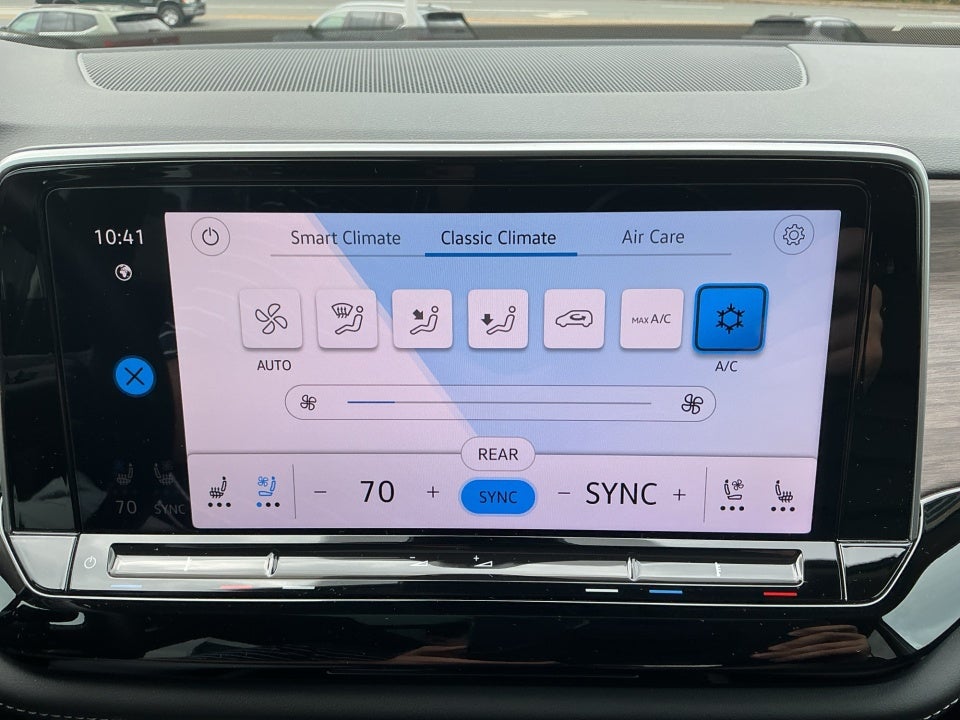 2024 Volkswagen Atlas 2.0T SEL