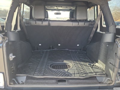 2017 Jeep Wrangler Unlimited Sahara 4x4