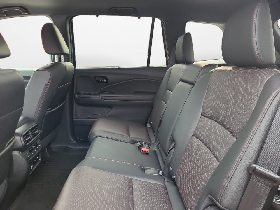 2025 Honda Passport AWD Black