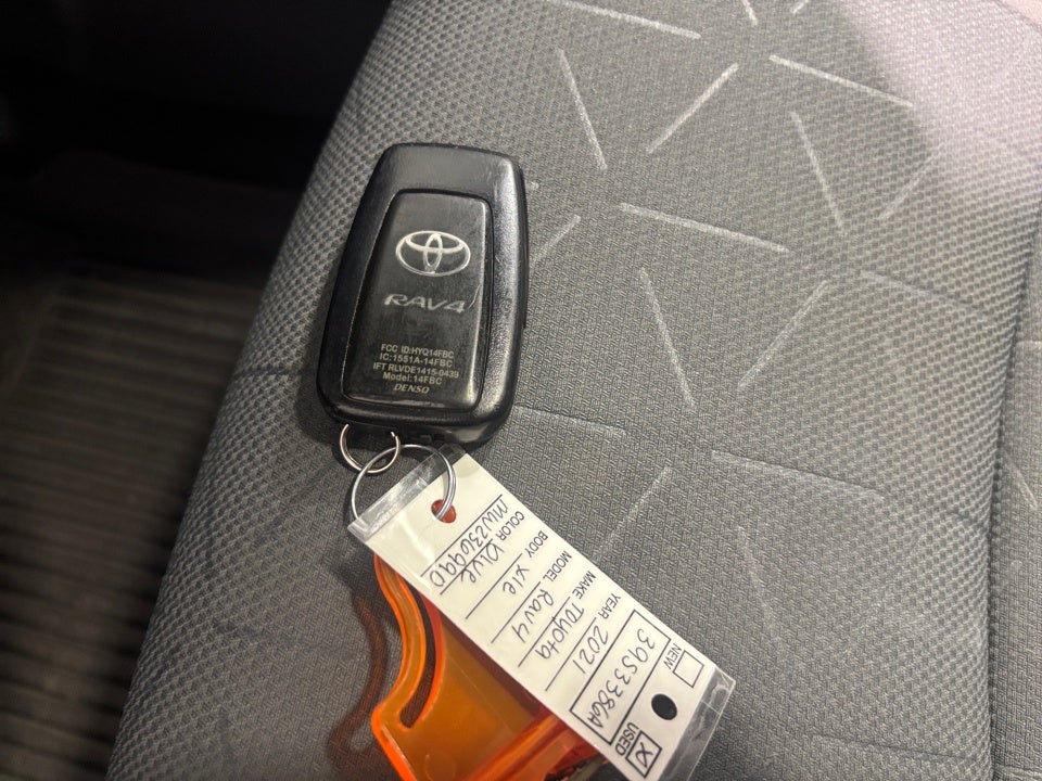 2021 Toyota RAV4 XLE