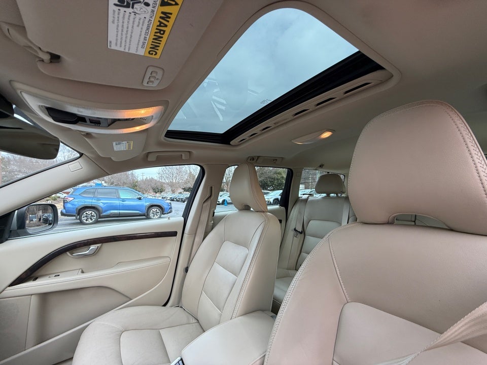 2016 Volvo XC70 T5 Drive-E Premier