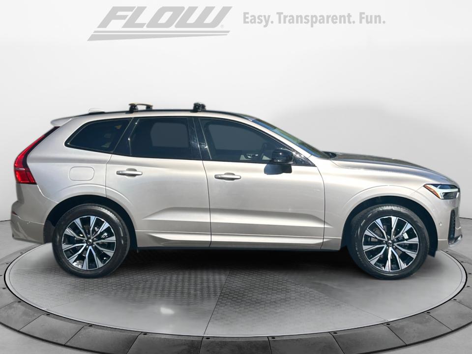 2024 Volvo XC60 Plus Dark Theme