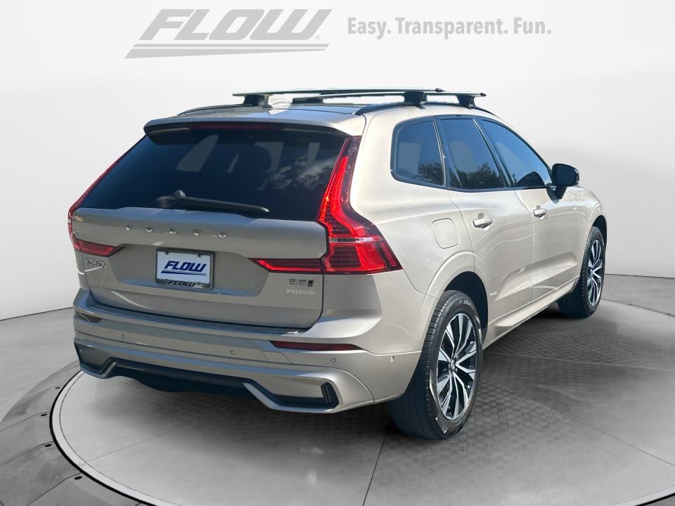 2024 Volvo XC60 Plus Dark Theme