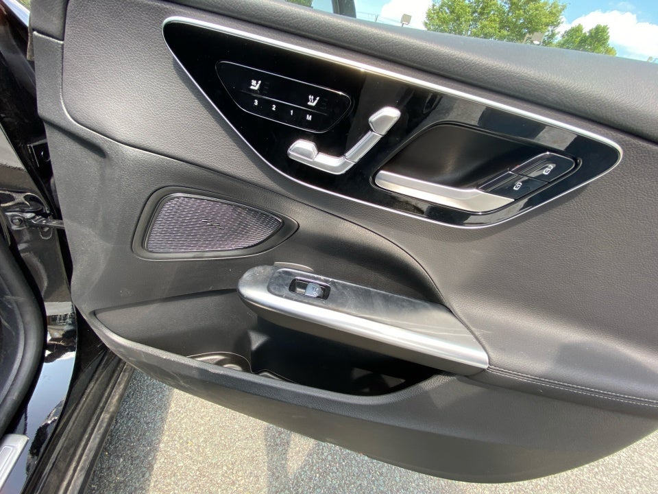 2025 Mercedes-Benz C 300 C 300