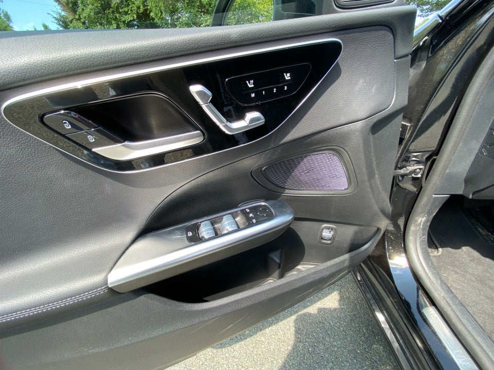 2025 Mercedes-Benz C 300 C 300