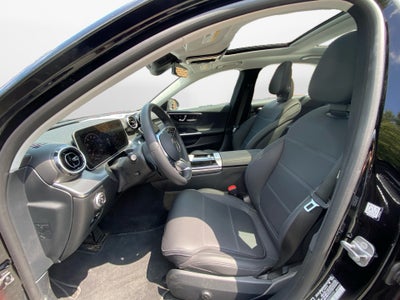 2025 Mercedes-Benz C 300 C 300