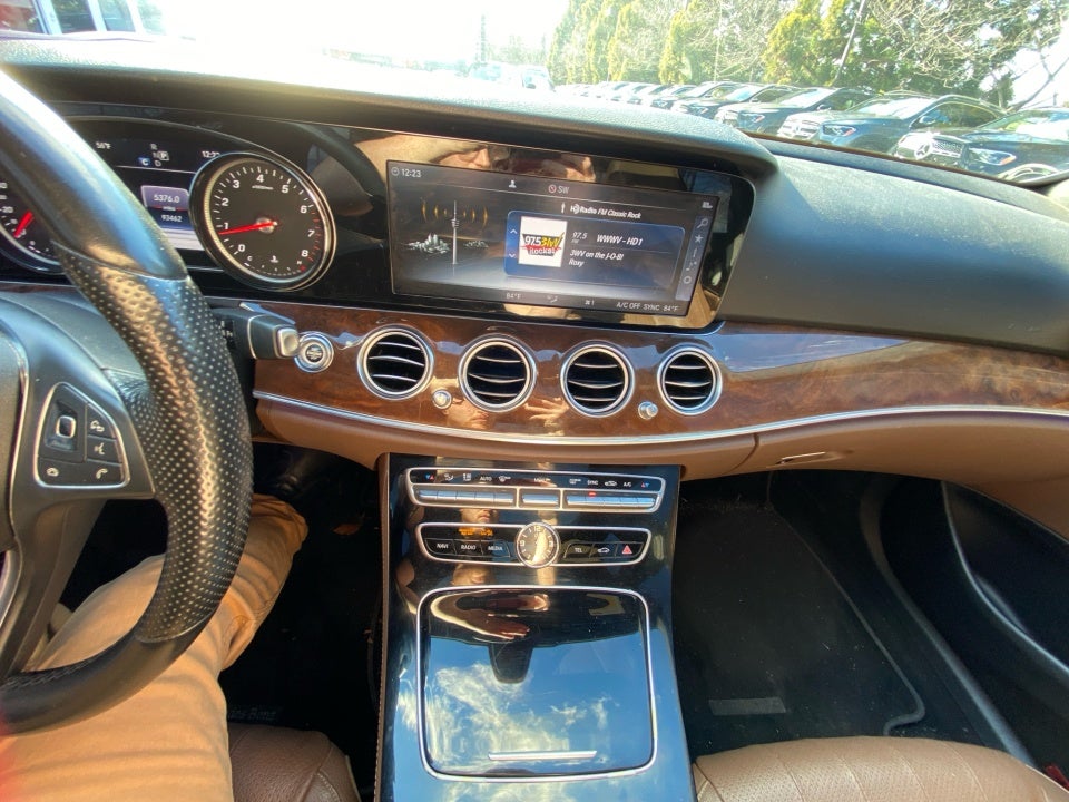 2017 Mercedes-Benz E 300 4MATIC®