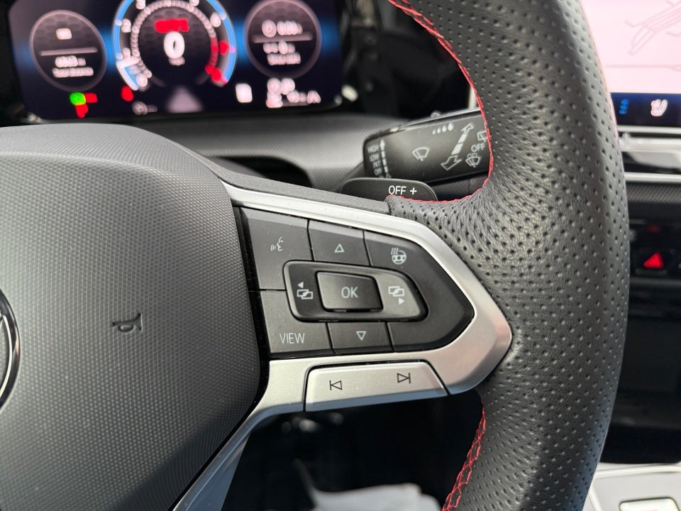 2025 Volkswagen Golf GTI 2.0T Autobahn