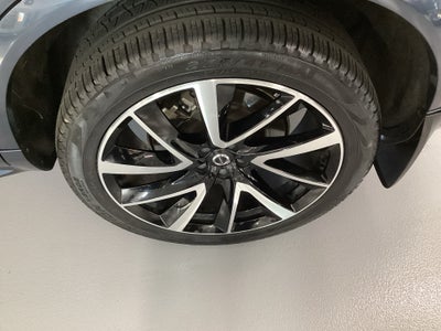2023 Volvo XC90 Plus