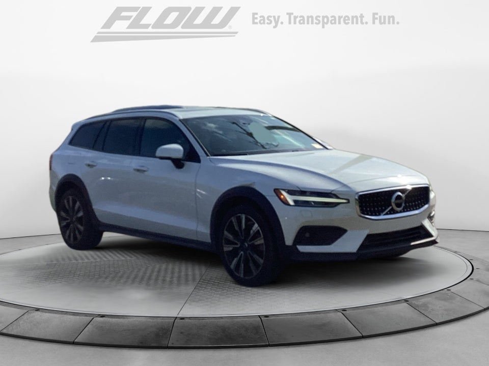 2022 Volvo V60 Cross Country T5