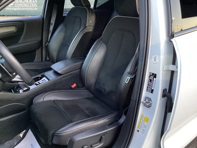 2020 Volvo XC40 T5 R-Design