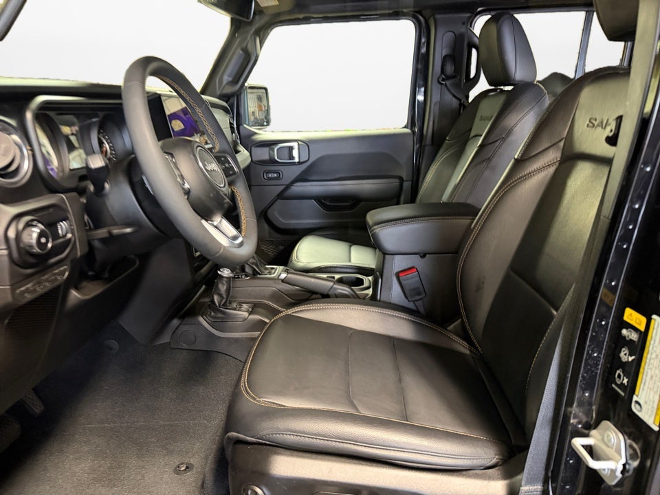 2024 Jeep Wrangler 4-Door Sahara 4x4
