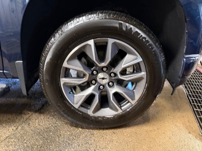 2021 Chevrolet Silverado 1500 4WD Crew Cab Short Bed RST