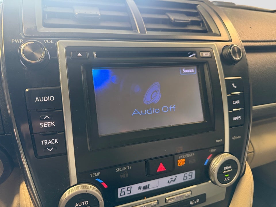 2013 Toyota Camry Hybrid XLE