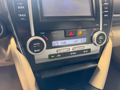 2013 Toyota Camry Hybrid XLE