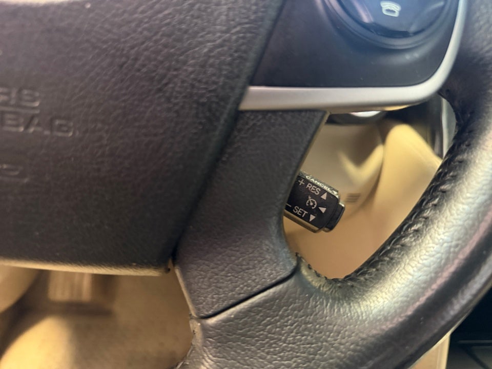 2013 Toyota Camry Hybrid XLE