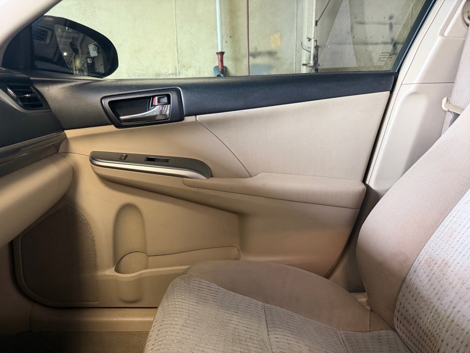 2013 Toyota Camry Hybrid XLE