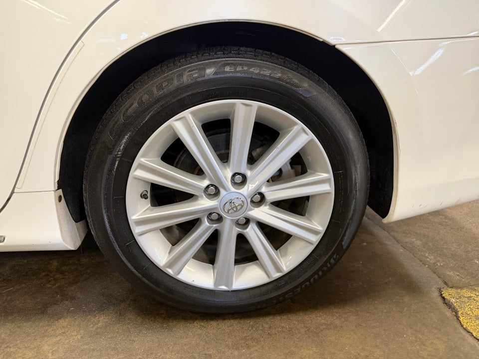 2014 Toyota Camry XLE V6