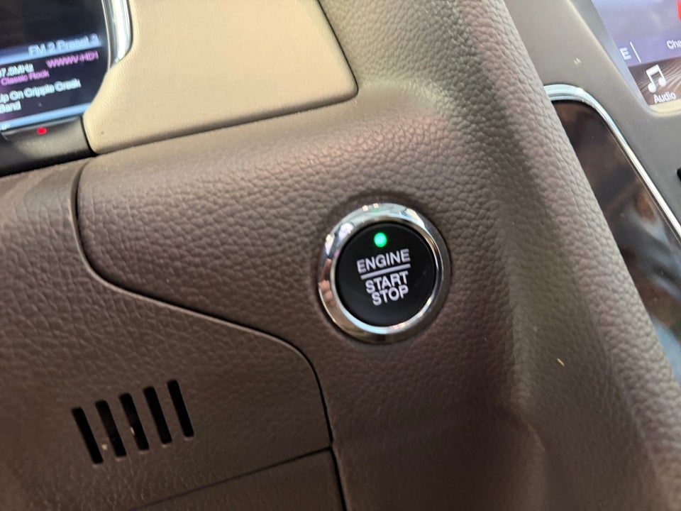 2017 Lincoln Navigator Select