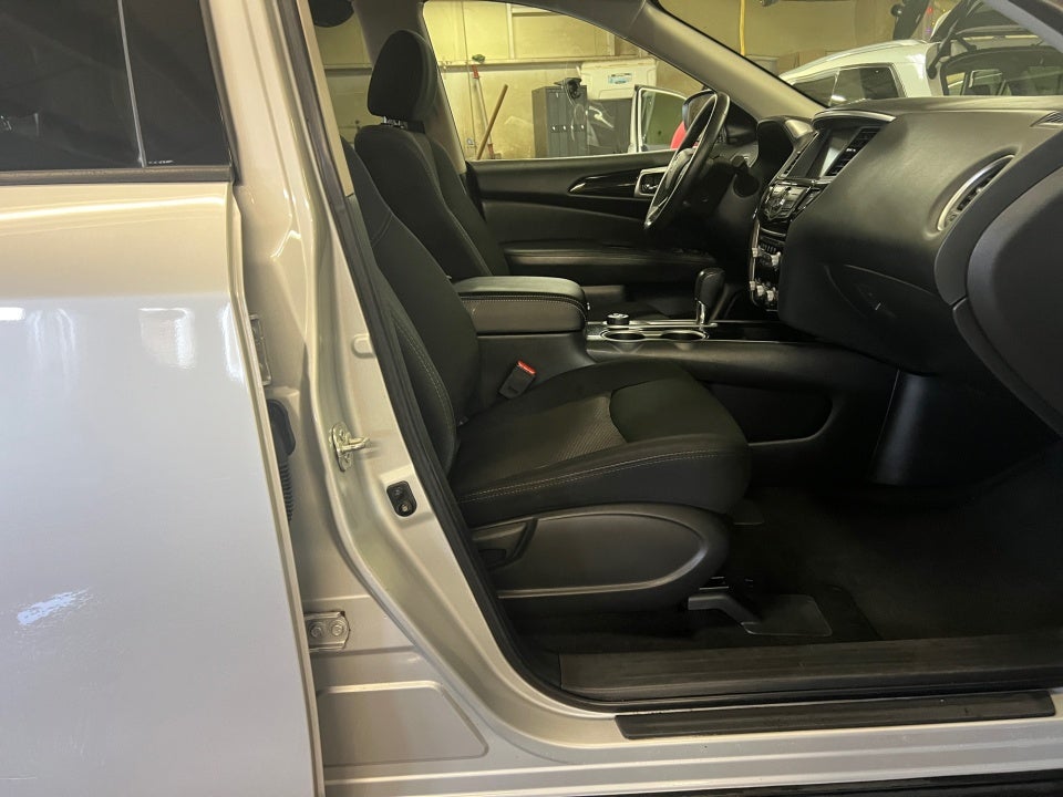 2020 Nissan Pathfinder SV 4WD