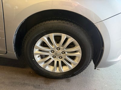 2016 Toyota Sienna XLE Premium