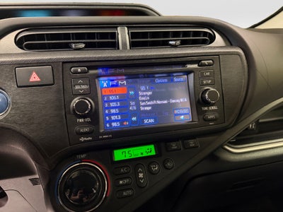 2014 Toyota Prius c Three