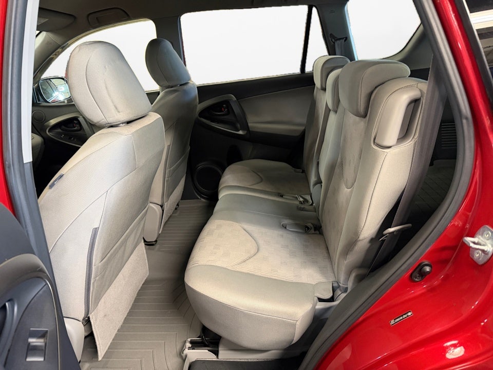 2010 Toyota RAV4 FWD 4dr 4-cyl 4-Spd AT (Natl)