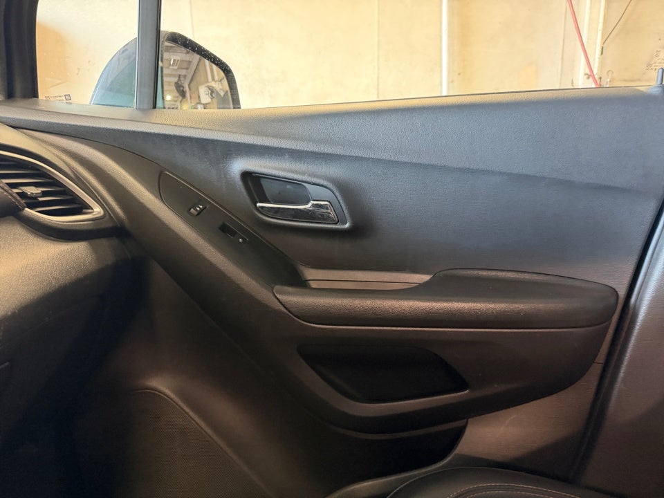 2021 Chevrolet Trax FWD LT