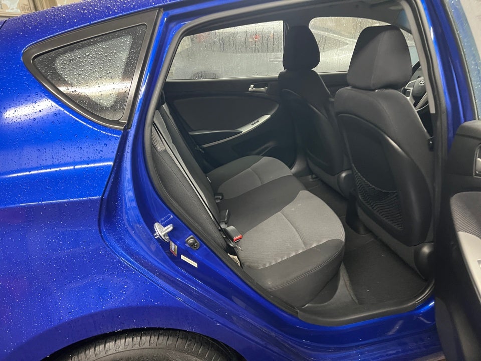 2013 Hyundai Accent GS