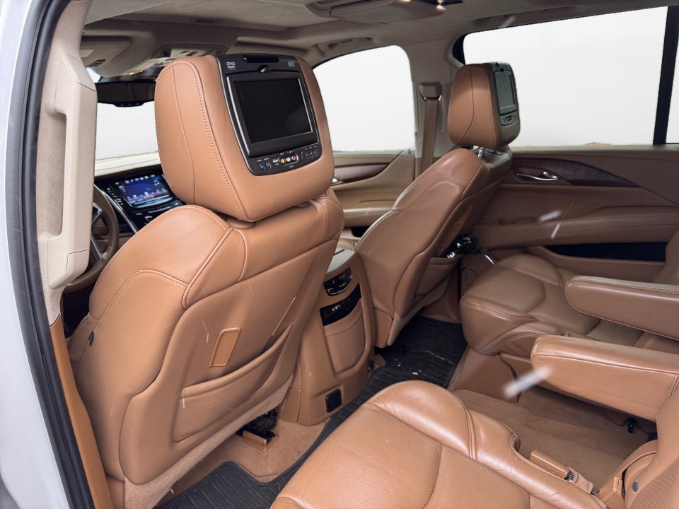 2016 Cadillac Escalade ESV Platinum