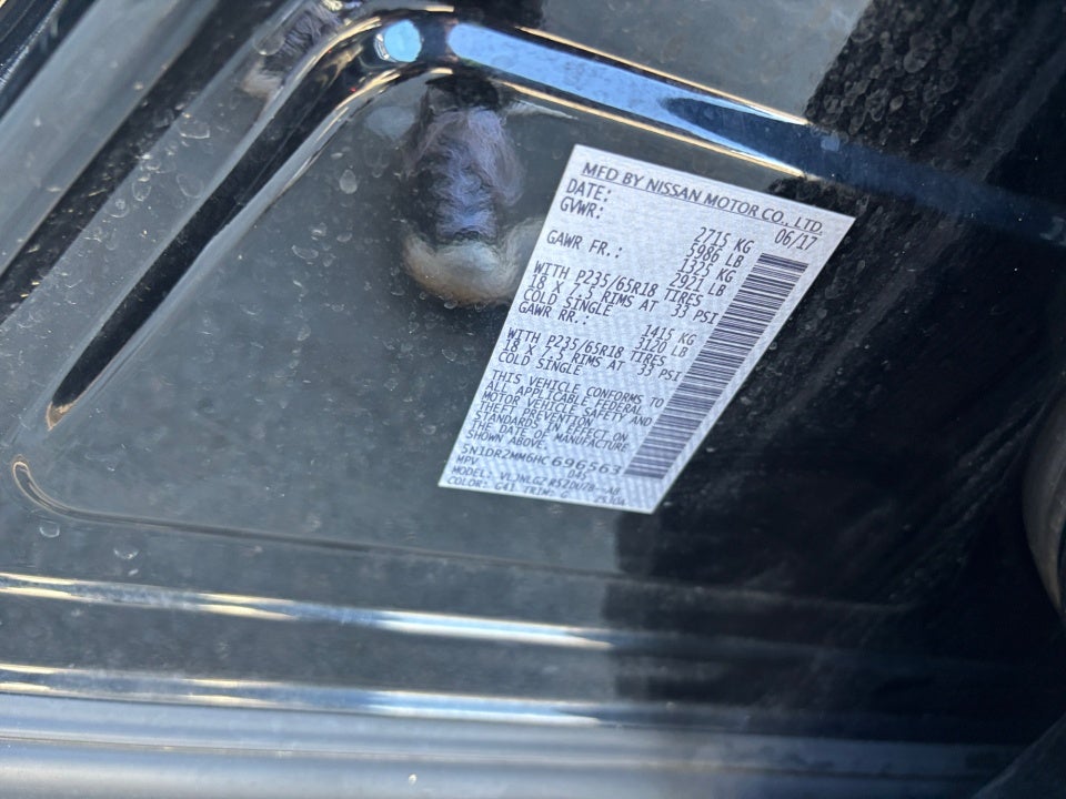 2017 Nissan Pathfinder SL