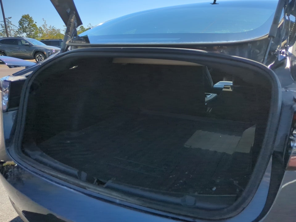 2022 Tesla Model 3 RWD