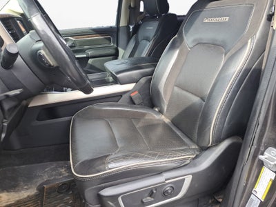 2020 RAM 1500 Laramie Crew Cab 4x4 6'4" Box