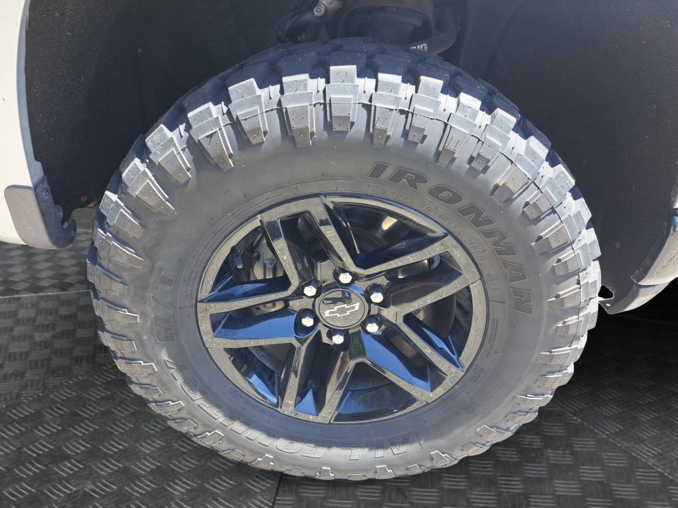 2021 Chevrolet Silverado 1500 4WD Crew Cab Short Bed Custom Trail Boss