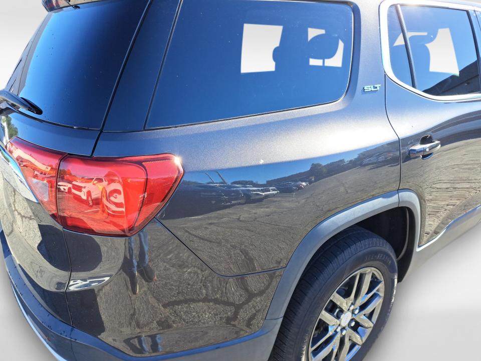 2017 GMC Acadia SLT