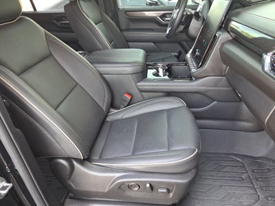 2025 GMC Yukon Elevation