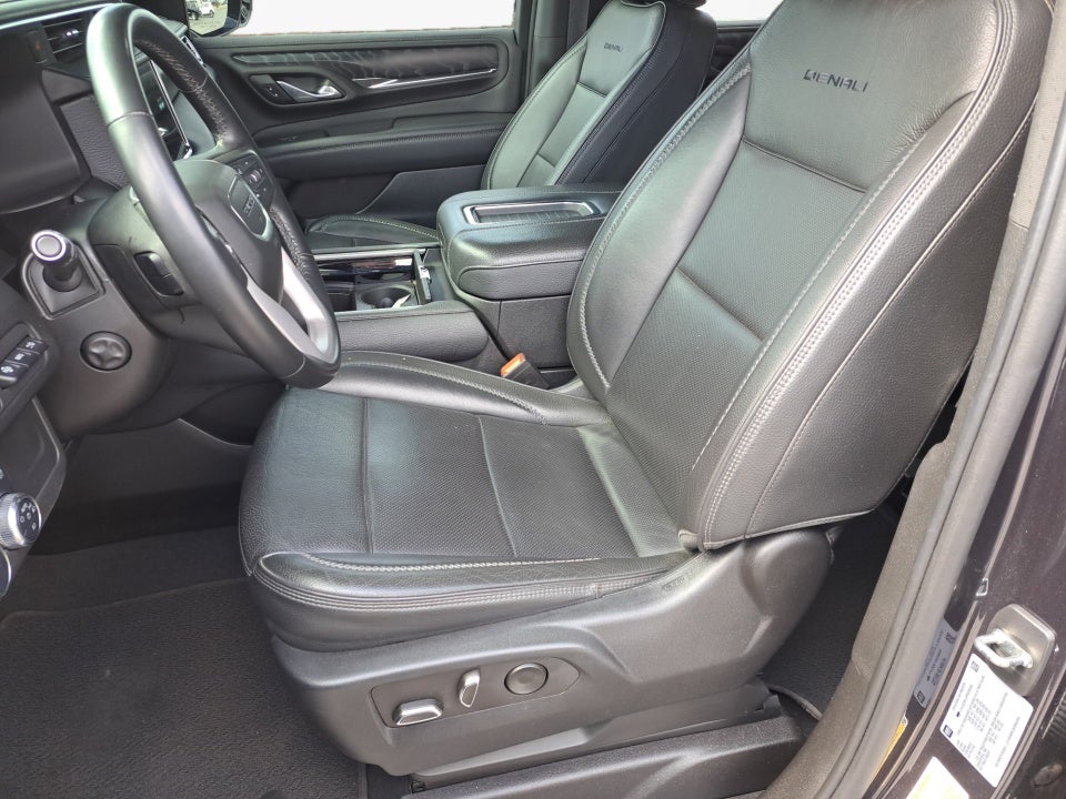 2023 GMC Yukon 4WD Denali