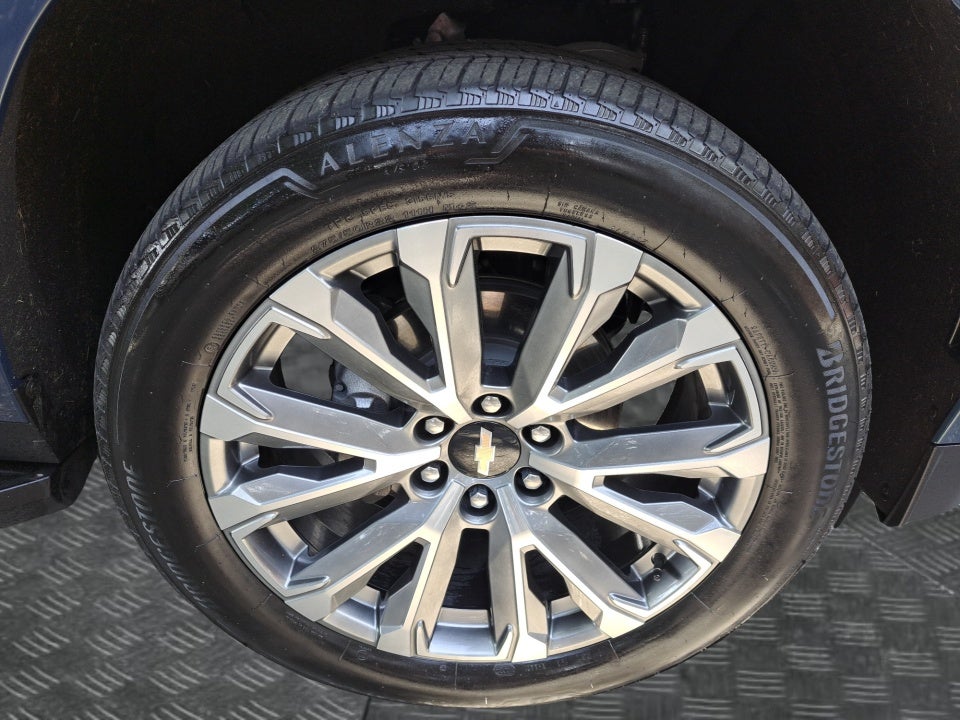2025 Chevrolet Tahoe 4WD High Country