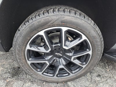 2023 Chevrolet Suburban 4WD RST