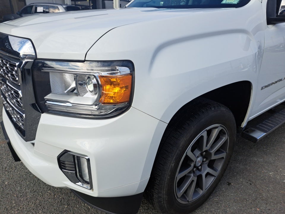2022 GMC Canyon 4WD Crew Cab Short Box Denali