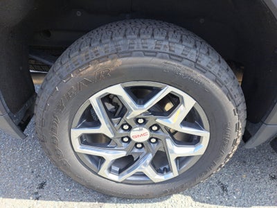 2024 GMC Sierra 1500 4WD Crew Cab Short Box SLT