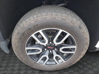 2023 GMC Sierra 1500 4WD Crew Cab Short Box AT4