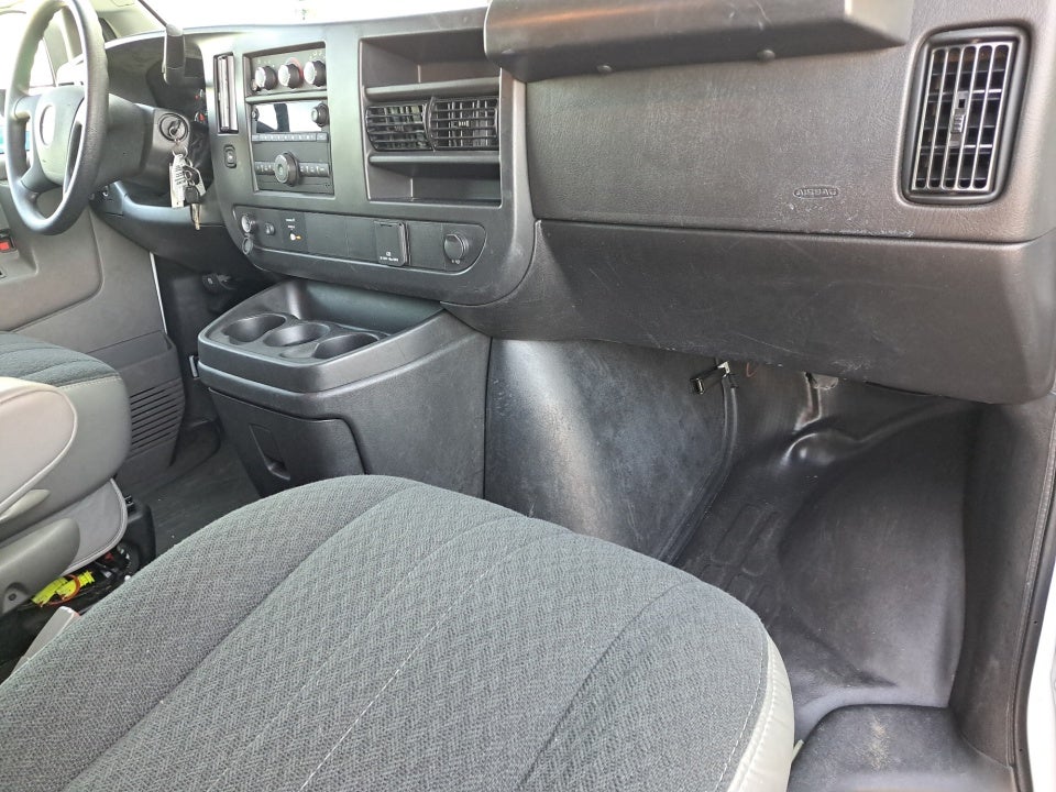 2025 GMC Savana Cargo RWD 2500 Regular Wheelbase Work Van