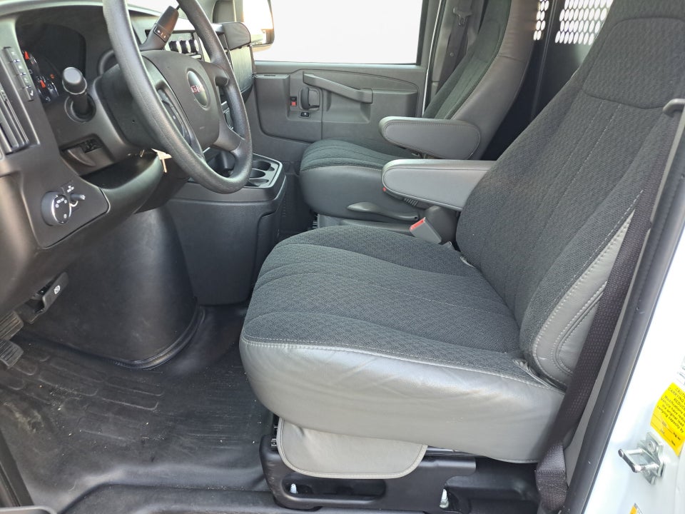 2025 GMC Savana Cargo RWD 2500 Regular Wheelbase Work Van