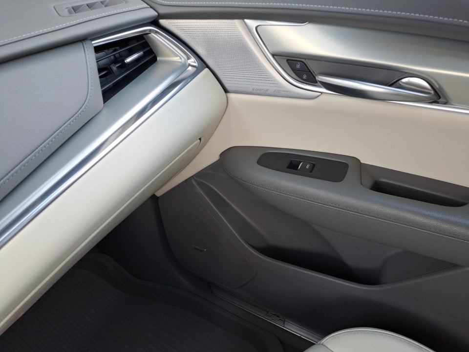 2020 Cadillac XT5 FWD Premium Luxury
