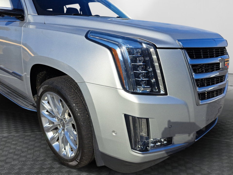 2020 Cadillac Escalade Luxury