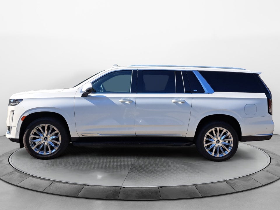2022 Cadillac Escalade ESV Premium Luxury